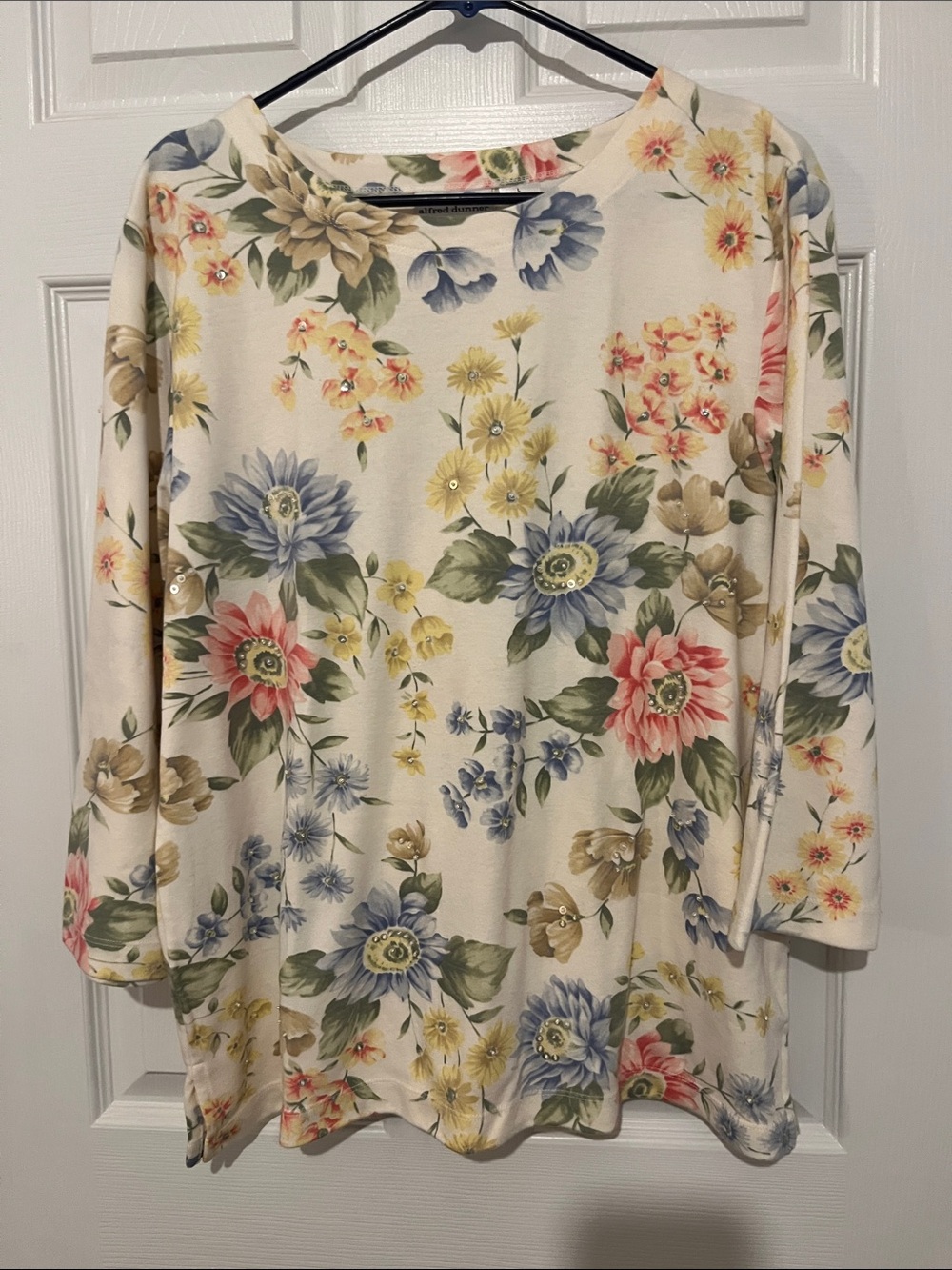 Alfred Dunner Cream Floral Long Sleeve Crewneck Top